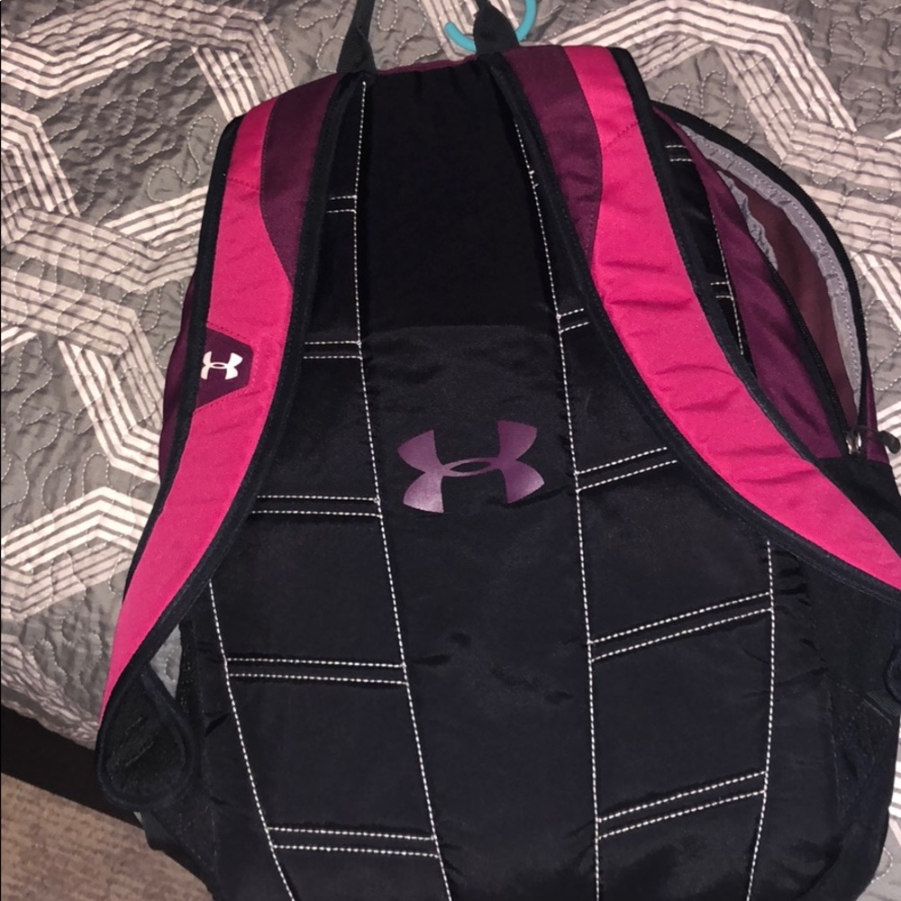 Under Armour Back Pack - Picture 4 of 5